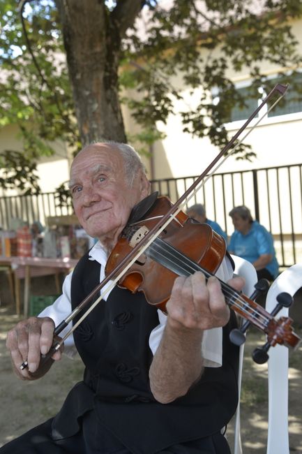 Târgoviștea, capitala romanței: Festivalul „Crizantema de Aur” aduce muzica și emoția pe scenă