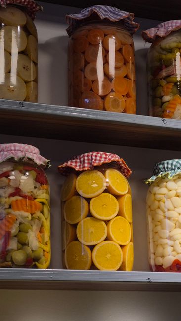 Descoperă murăturile asortate pentru iarnă din producția locală!