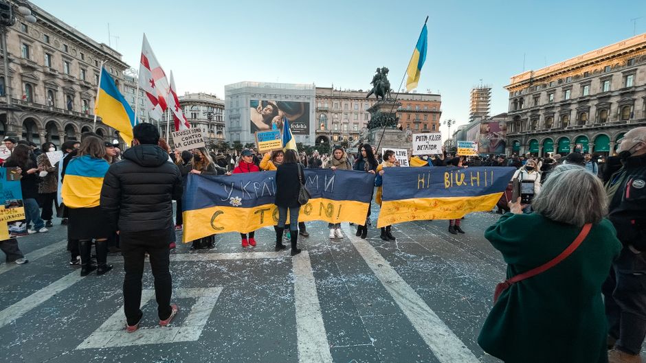 Italia trimite trupe în Milano pentru a preveni noi violențe