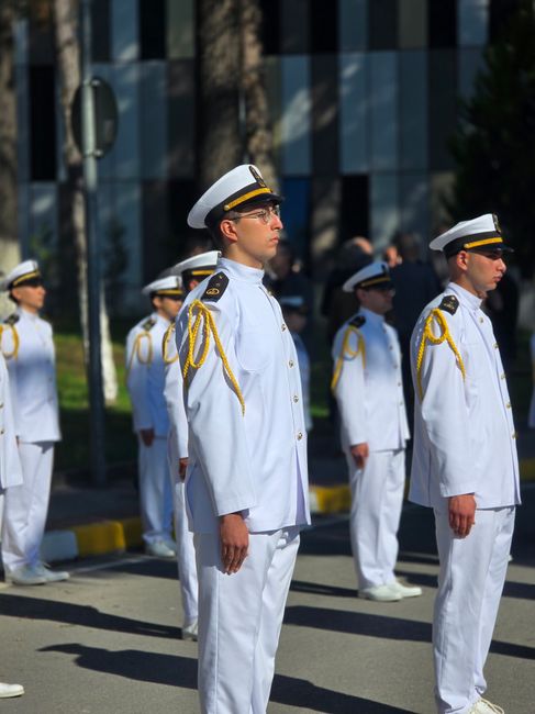 Ceremonie emoționantă la Sibiu: aproape 450 de studenți militari își depun jurământul