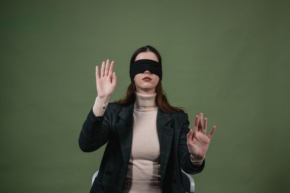 Cum să îți controlezi emoțiile: teste psihologice pentru o mai bună autocunoaștere