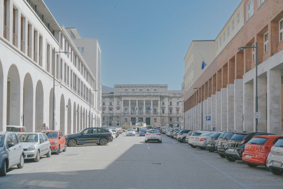 Licitație pentru peste 190 de locuri de parcare la Călărași: detalii esențiale pentru participanți