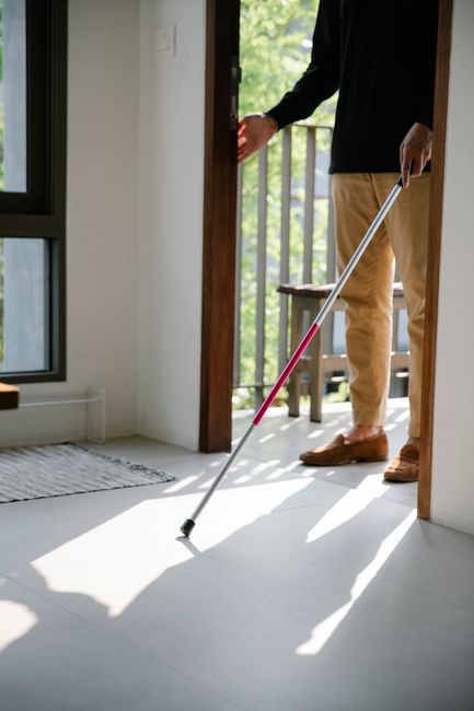 Cum pot persoanele cu handicap grav să obțină credite cu dobândă subvenționată