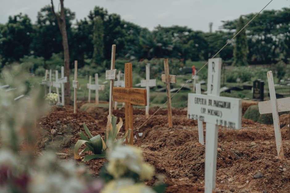Tragedie la o înmormântare: un bărbat din Brazilia decedat după prăbușirea unei plăci de beton