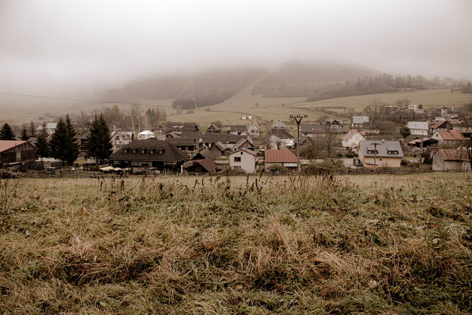 Explorarea tradițiilor goralilor din Slovacia: Trei fotografi din Oradea surprind viața pastorală