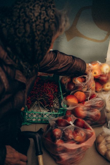 Sfântul Dumitru 2026: Ce alimente pot fi oferite de pomană