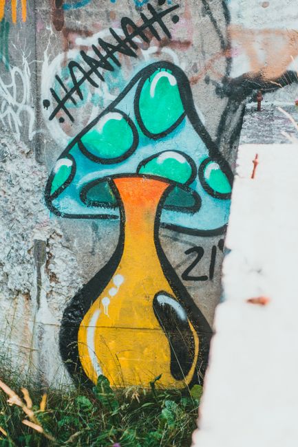 Bistrița se îmbracă în culori: o nouă pictură murală revitalizează orașul