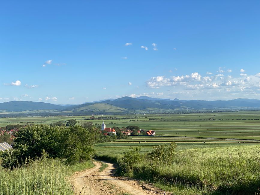 Descoperă România prin ochii celor care îngrijesc bătrâni în Italia