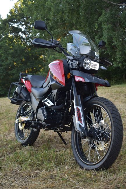 Cum un scuter de 125 cmc a transformat o călătorie în Africa într-o aventură epică