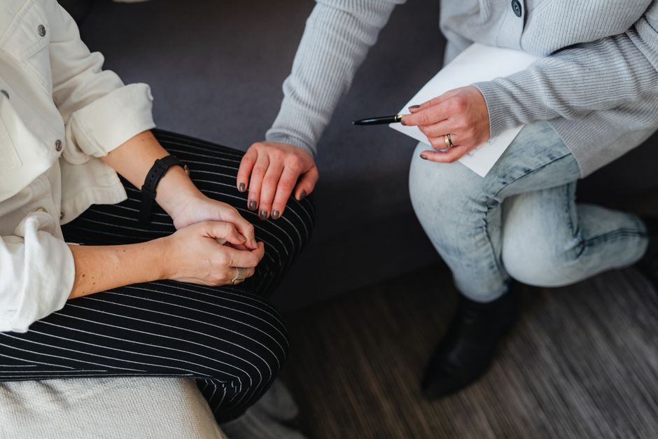 Semnele care indică necesitatea unui consult psihiatric: când să ceri ajutor