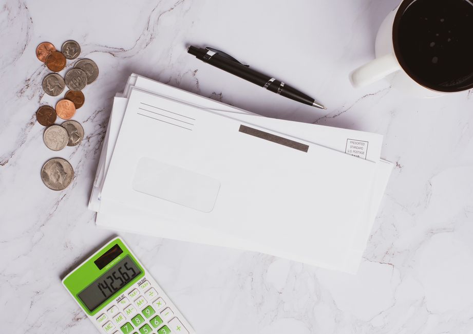 Cum poți economisi 5.050 de lei în doar 100 de zile cu o metodă simplă