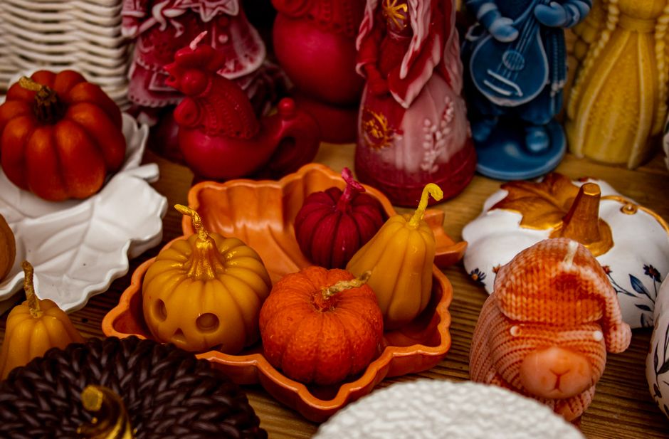 Sfaturi esențiale pentru un Halloween în siguranță: evitați incendiile cauzate de dovlecii iluminați