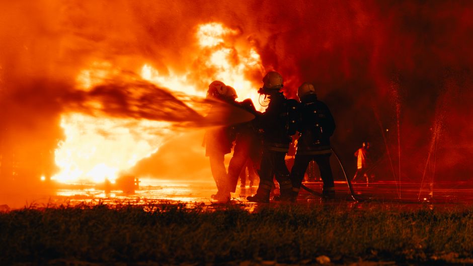 Intervenție rapidă a pompierilor în Satu Mare pentru stingerea unui incendiu