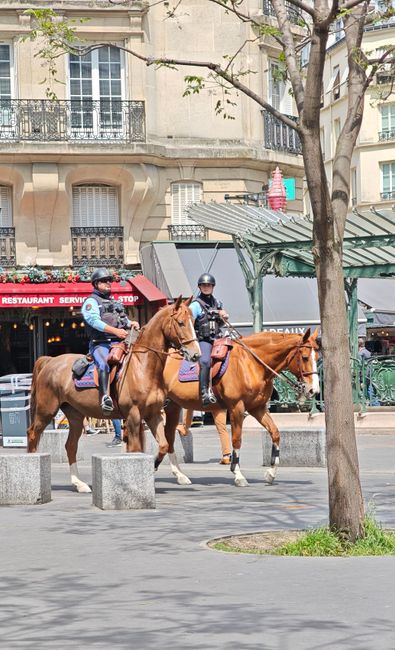France prepares for mass protests with 70,000 police deployed
