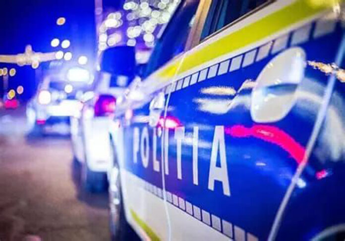 Adolescent de 16 ani, arestat la domiciliu după furtul unei mașini