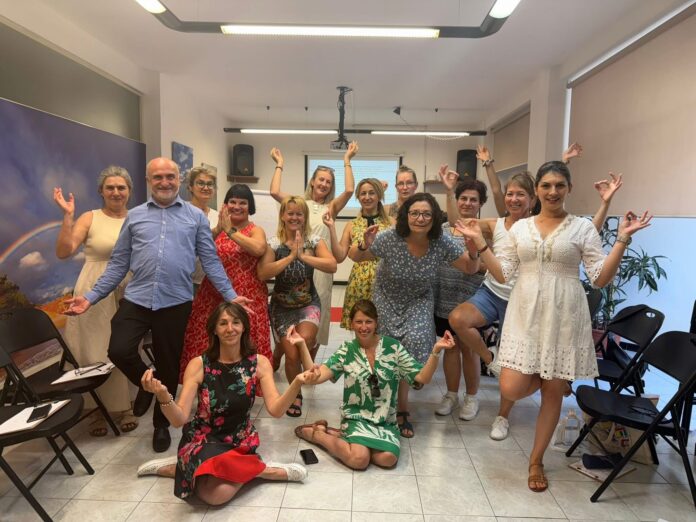 Experți din Târgu Jiu îmbunătățesc educația non-formală prin mobilitate Erasmus