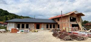 Un nou centru de zi pentru vârstnici se construiește în Rona de Jos