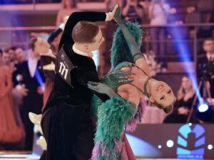 Shall we dance Şomcuta Mare, în finala campionatului național de 10 dansuri