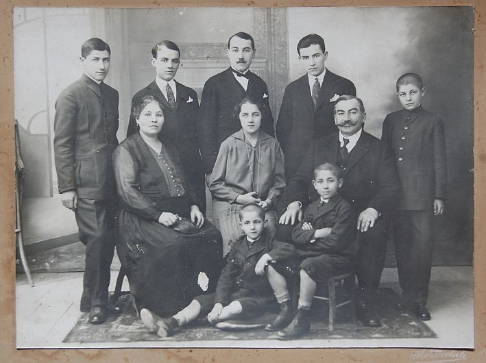 Reîntoarcerea în istorie: Negustorul Dumitru Rădulescu din Piaţa Libertăţii din Focşani