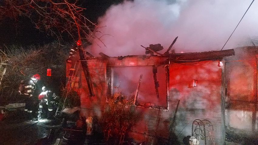 Incendiu devastator în Focșani, pe strada Bistrița