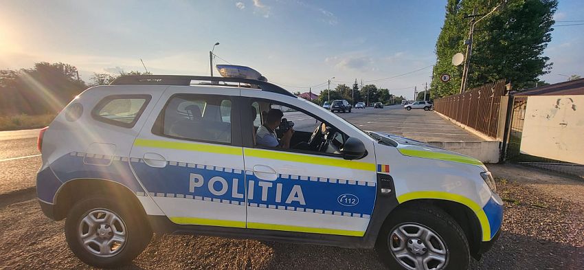 Minor de 7 ani acroșat de un autoturism la Slobozia Bradului