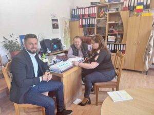 Rețelele de apă și canalizare din Repedea, în atenția autorităților