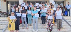 Protestele de la Casa Județeană de Pensii continuă: angajații cer respect și drepturi