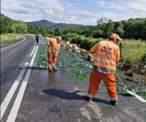 Accident pe DN 73A: sticle răspândite pe carosabil în Brașov