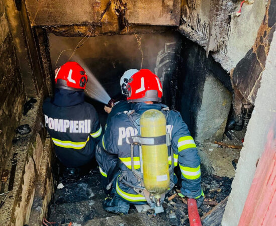 Pompierii intervin prompt pentru a stinge un incendiu în Palanca